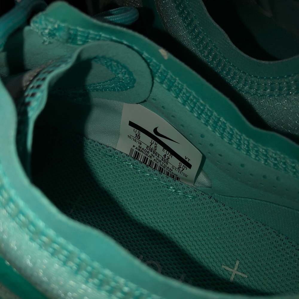 SOLD‼️‼️‼️Women’s Air Vapormax 2019 “Teal tint”. - Picture 6 of 11